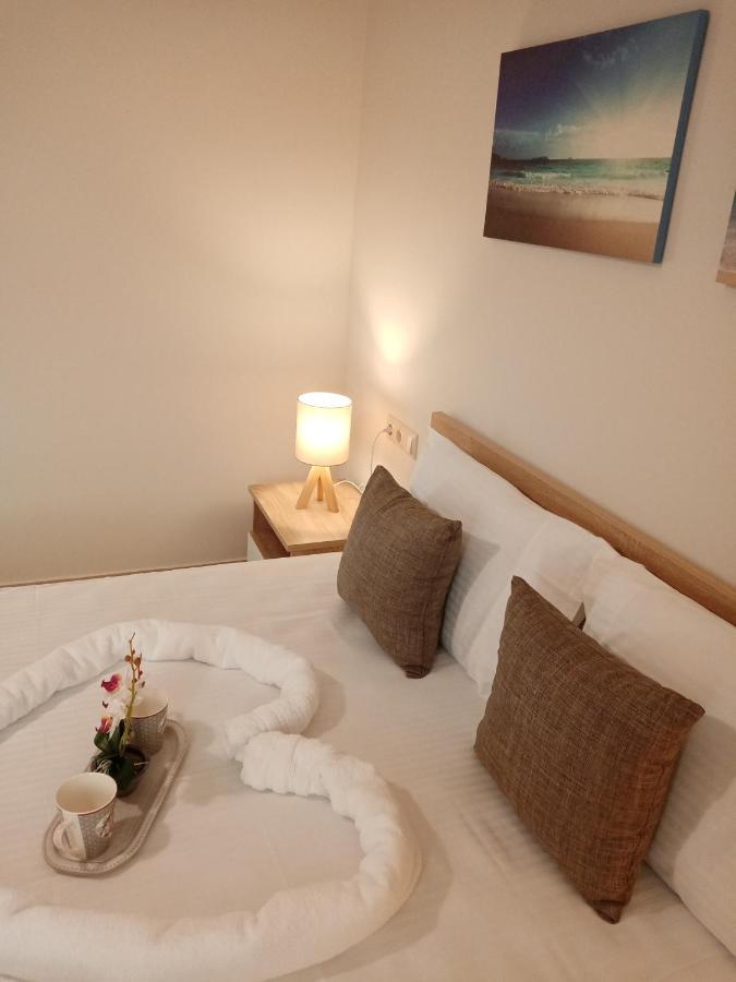 Roses 2 Apartment สกาลาโซติรอส ภายนอก รูปภาพ