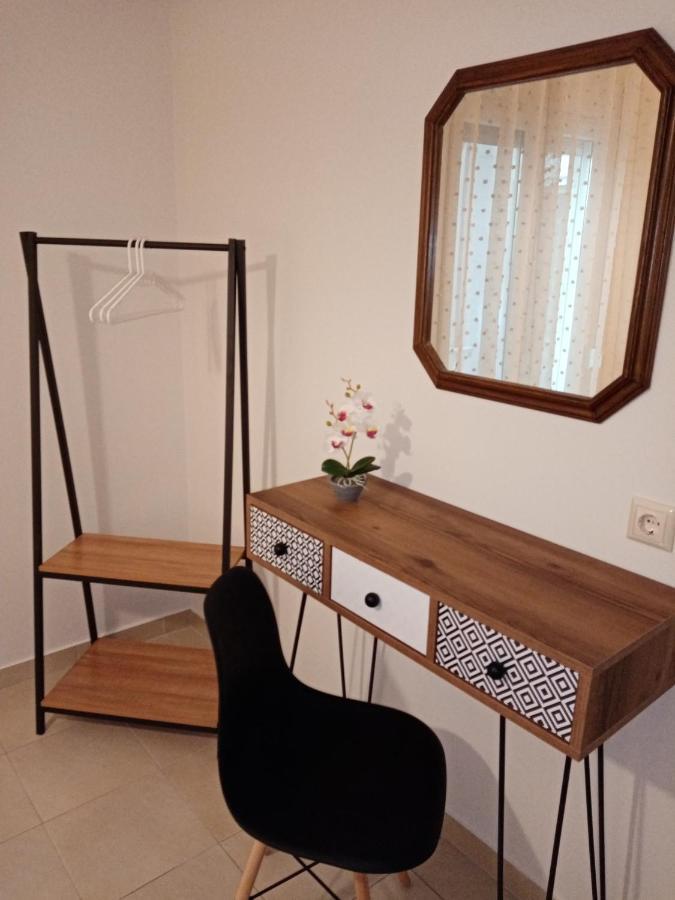 Roses 2 Apartment สกาลาโซติรอส ภายนอก รูปภาพ