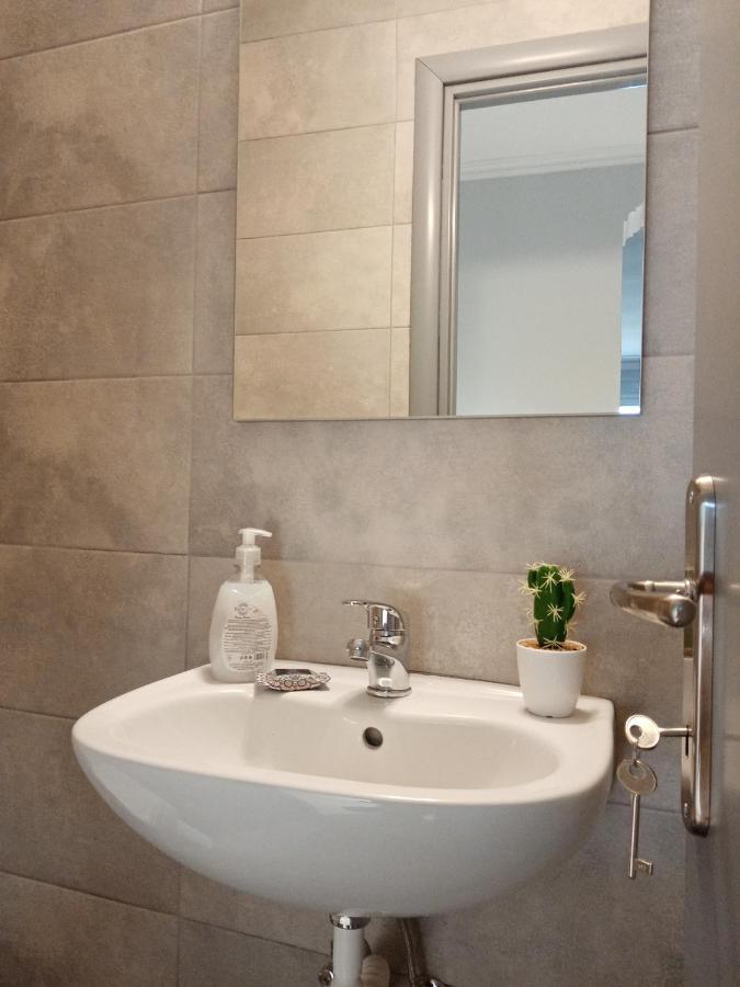 Roses 2 Apartment สกาลาโซติรอส ภายนอก รูปภาพ